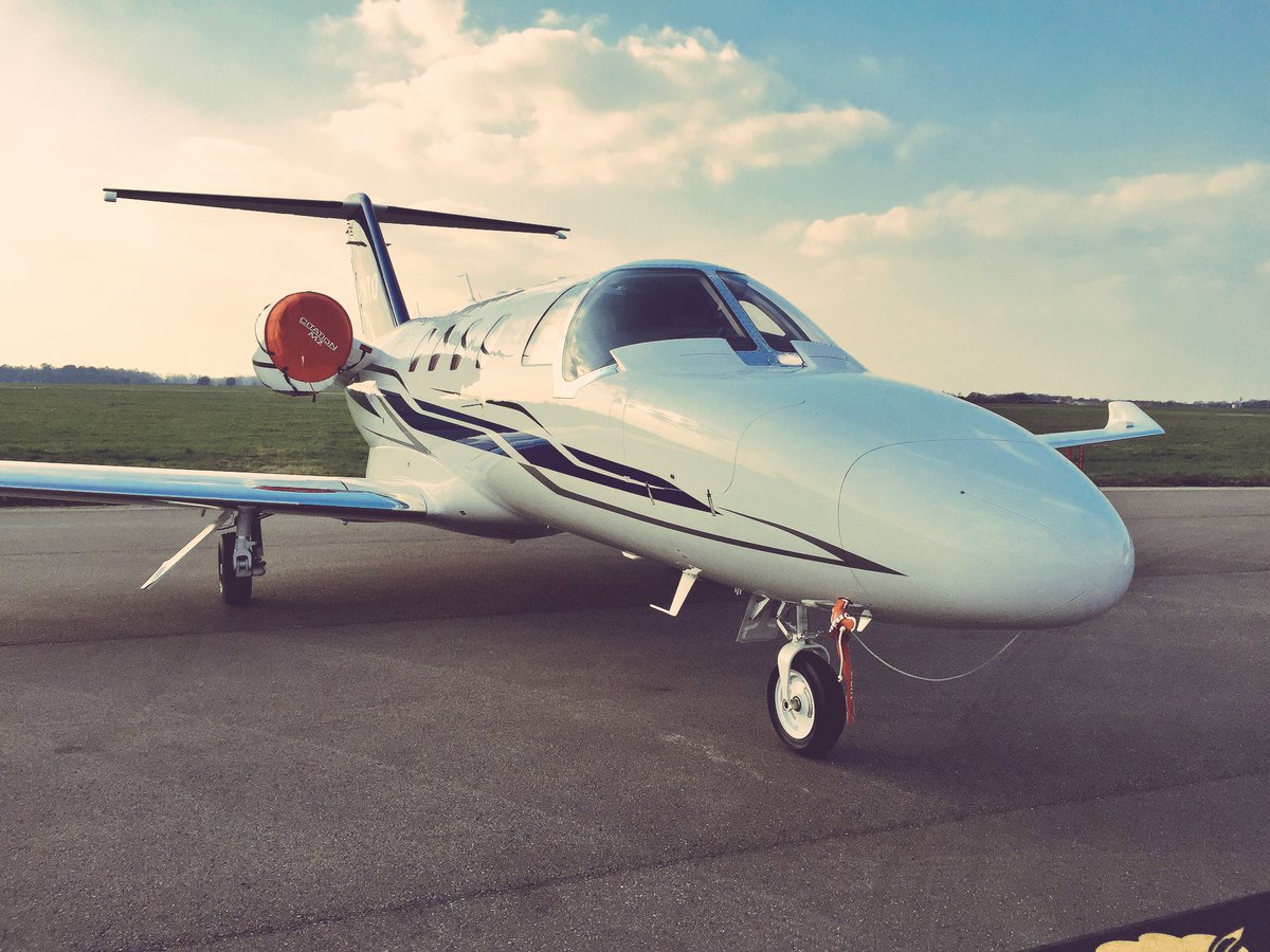 Fly Bright tweet media