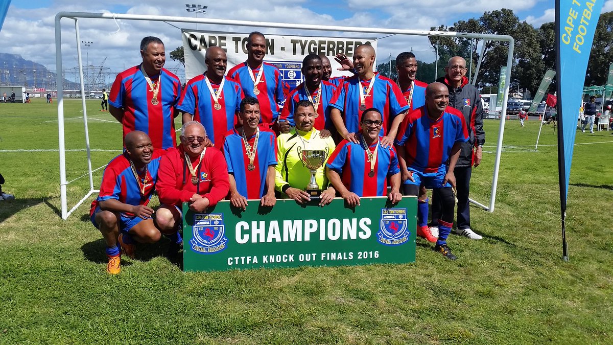 EdgemeadFC's tweet photo. FN Rangers O45A @CTTFA Cup Final Champs

FN Rangers 5 - 1 Chelsea https://t.co/sTvEfXjGYf