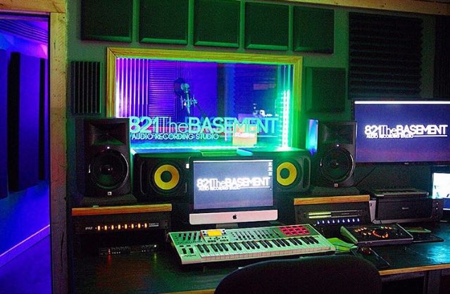 SJD - GlowStreet.Com tweet media