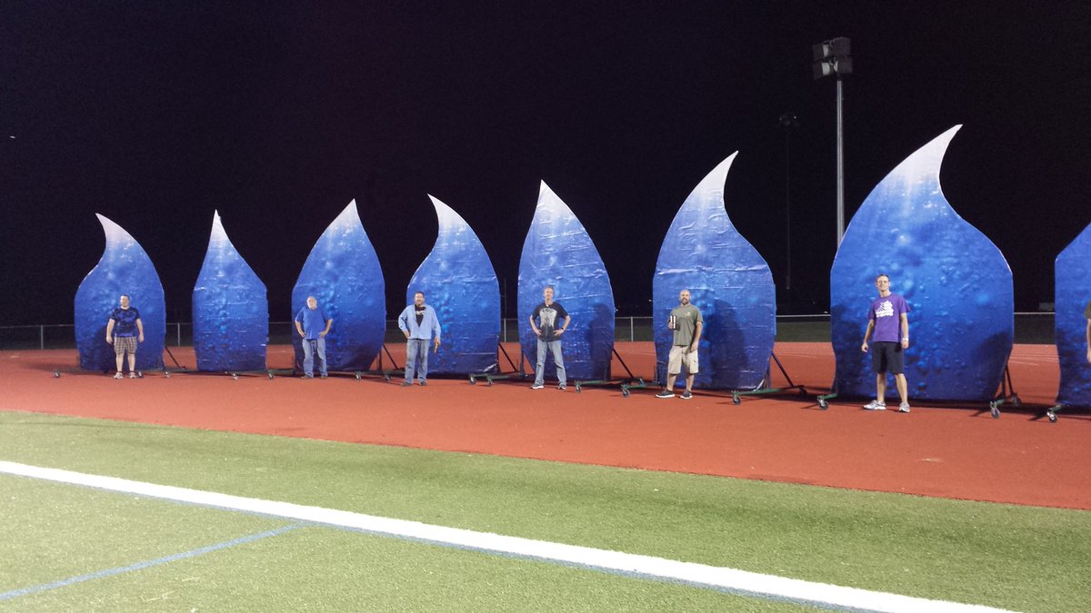 BoswellBandGold's tweet photo. We ๐๐๐ our #PropPops @BoswellBandGold @BoswellDrumline @boscglt @boswellhs @EMSISD @EMSISDFineArts @NikaDavis11 #intothedeep2k16 https://t.co/qwUsPihuyL