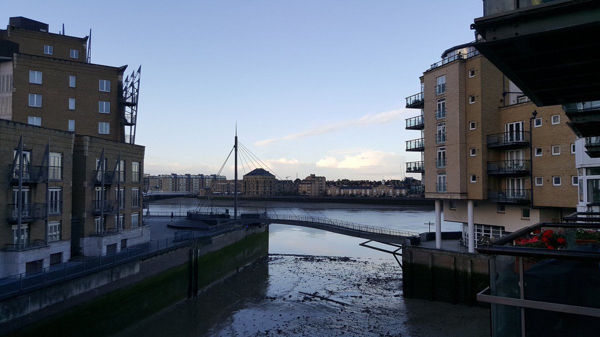 ChrisHorner1974's tweet photo. A very good morning from that there London #touristweekend https://t.co/OyCABu1Gup