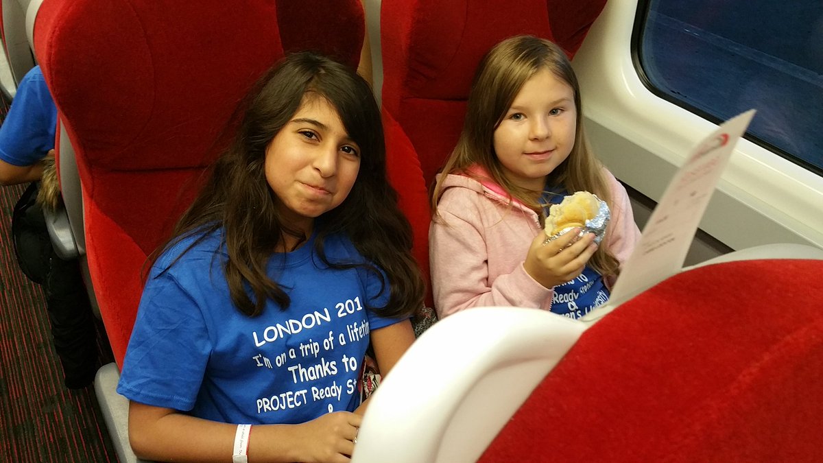 childrensuni's tweet photo. On route for our big event @NHM_London with @ChildrensUni @thoresbyprimary @WansbeckPrimary @ projectsrg children all excited https://t.co/Kjil3p8zy6