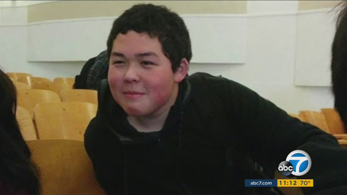 Family, friends hold vigil for Venice football player who died from sudden illness