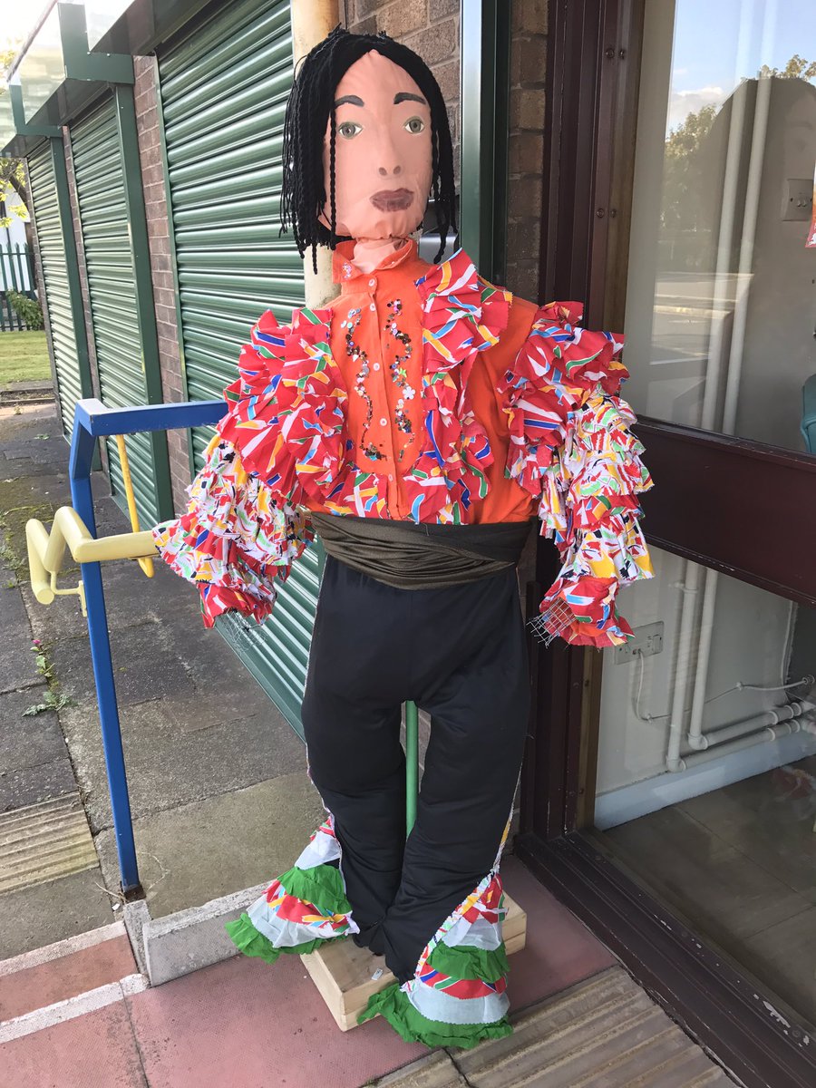 Family scarecrow building event for Tameside Scarecrow Festival at the Grafton Centre #Hyde this morning tamesidefestival.co.uk