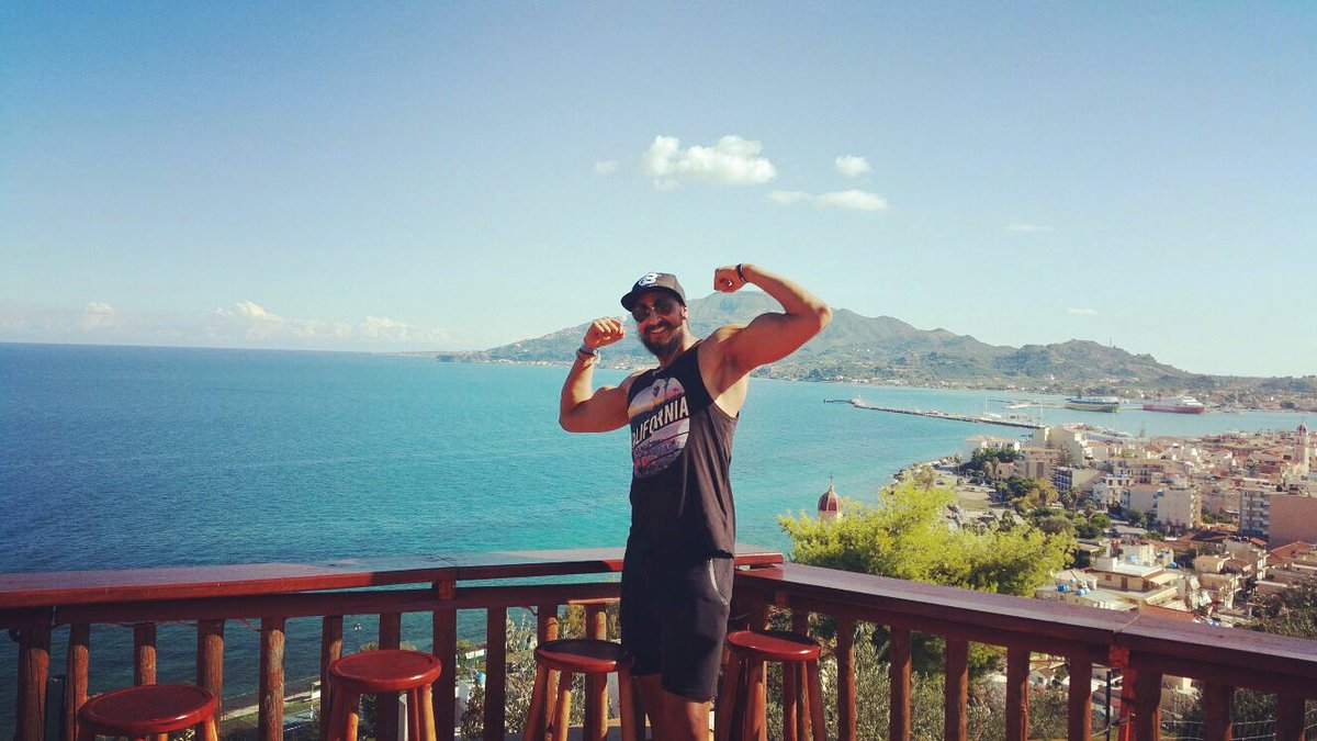 LionFlex_'s tweet photo. This weeks #FlexFriday is Greek. Honestly say I've had one of the best weeks ever there. Views on views!#zante #holiday #gym #sunsoutgunsout https://t.co/swCwmmUOLd