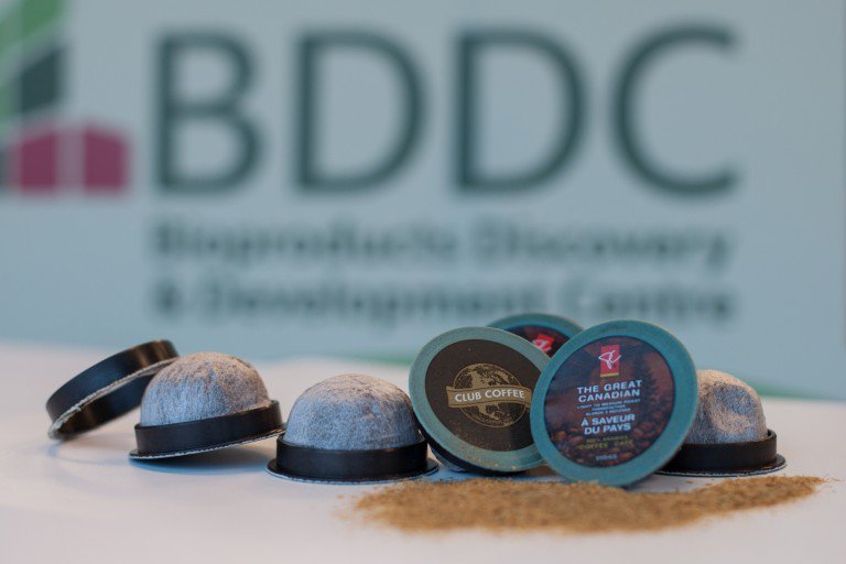 Rural Living Canada (@ruralliv) on Twitter photo University Of Guelph Created Compostable Coffee Pods Coming To A Store Near You <a href="/uofg/">University of Guelph</a> Campus News - news.uoguelph.ca/2016/09/pods/ University Of Guelph Created Compostable Coffee Pods Coming To A Store Near You <a href="/uofg/">University of Guelph</a> Campus News - news.uoguelph.ca/2016/09/pods/