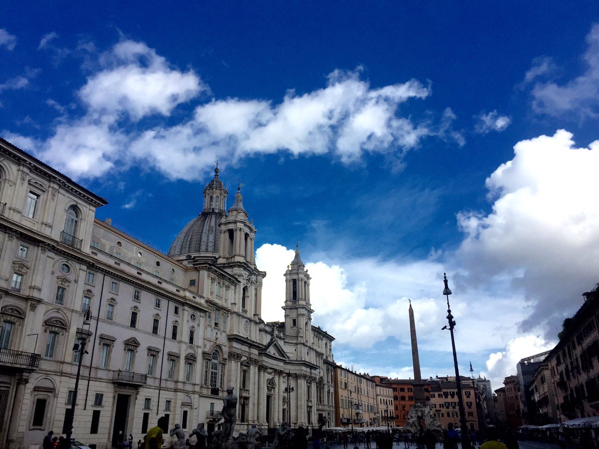 Piazza Navona e il blu! #buonweromani