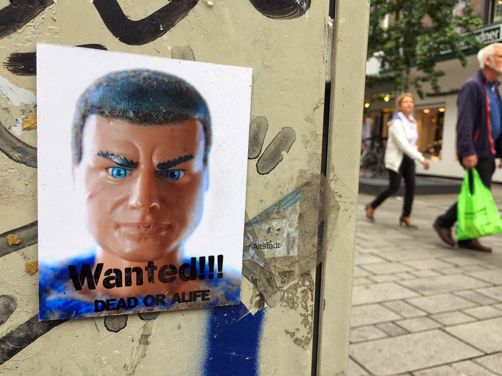 duesselchen's tweet photo. Etwas Neues in der Stadt.
#streetart #streetartdue #duesseldorf by #killer2go https://t.co/oxsXP7lAIC