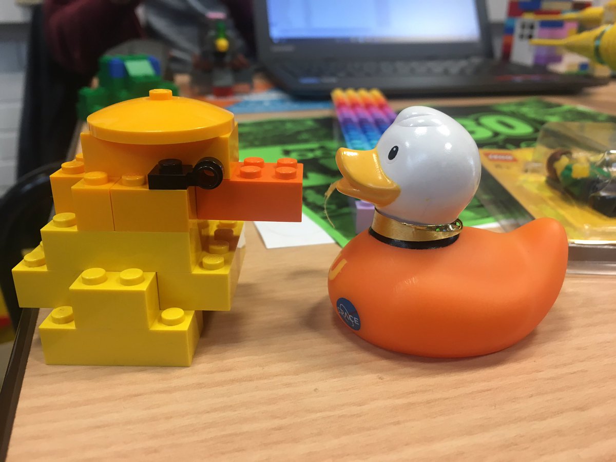UoYAstroSoc's tweet photo. @YorkAstroDuck had made a friend from @LegoSocYork at #FreshersFair https://t.co/GZEfdldtoJ