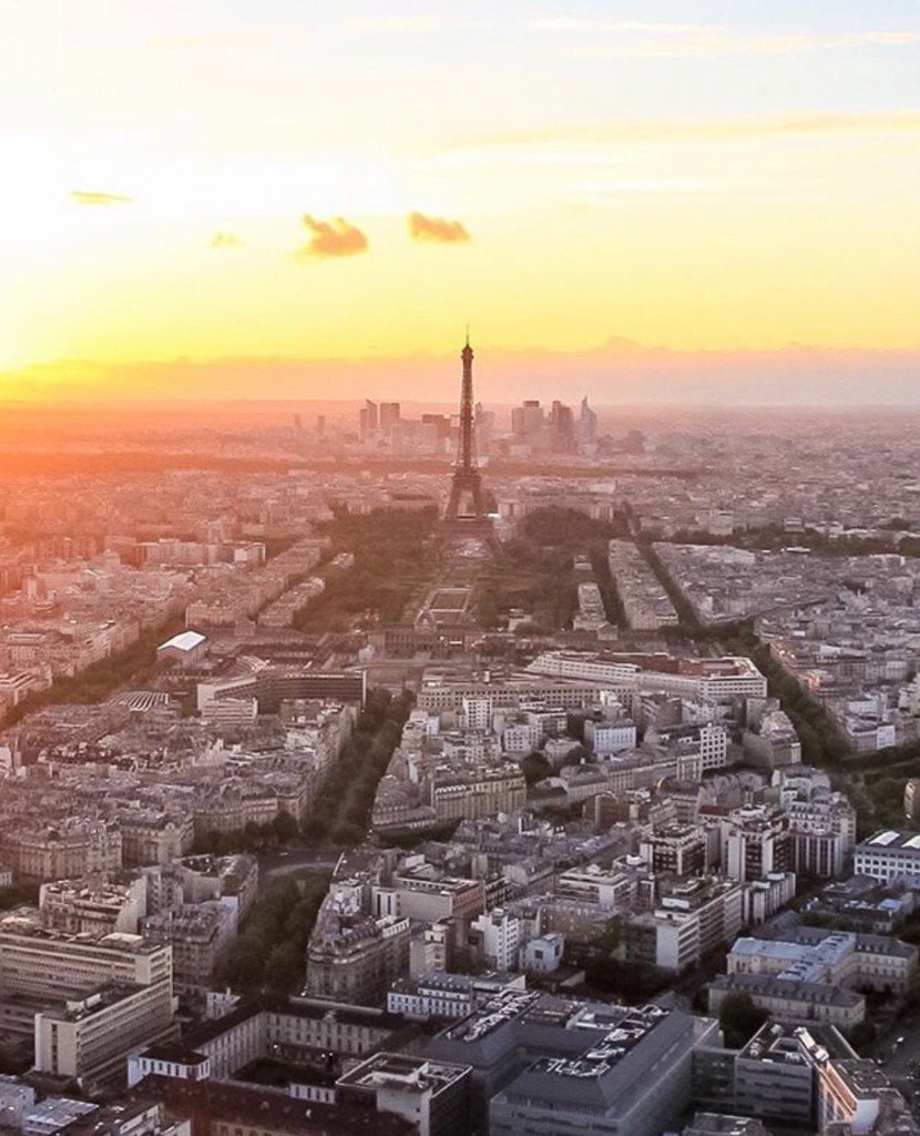 mjesusgz's tweet photo. Paris, France https://t.co/8NAyyf95V2