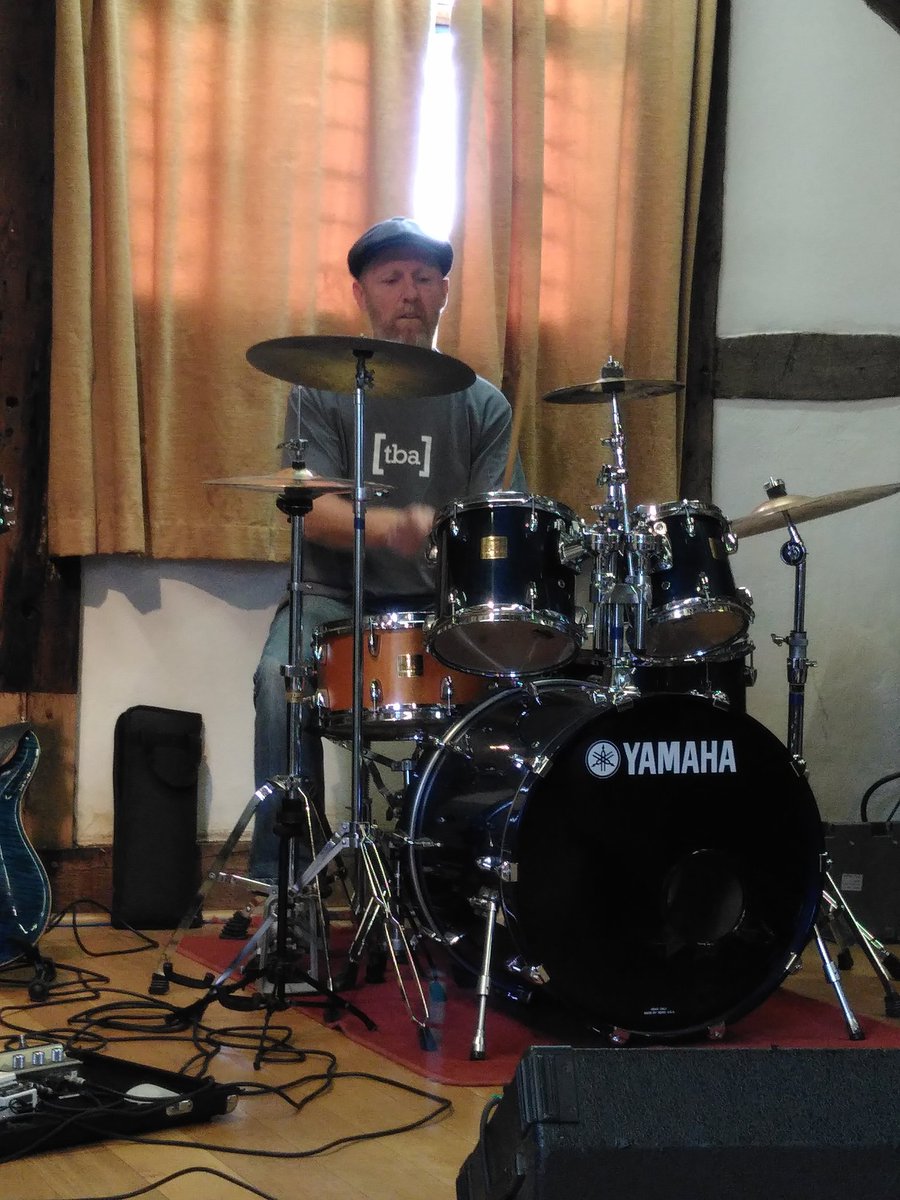 OzoneVibe's tweet photo. I know where this drummer drinks!
;) @BookshpAlehouse
#MusicInTheCity #MITC2016 https://t.co/h56ZlEyH3Q