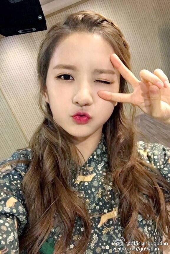 sajakimaji's tweet photo. #구구단 #샐리 #Gugudan #Sally Weibo updates. https://t.co/aU4mJmHR4u