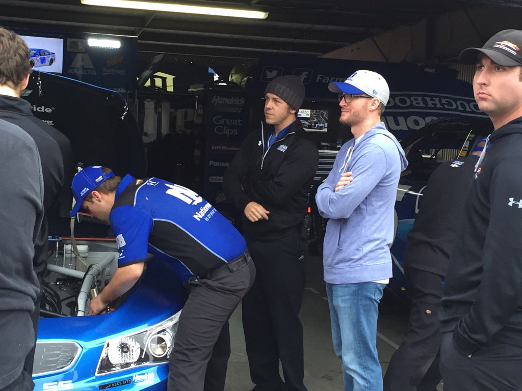 dustinlong's tweet photo. #NASCAR ... @DaleJr in the garage with his team at @MonsterMile 
@NASCARonNBC https://t.co/O3ovnkNV0z