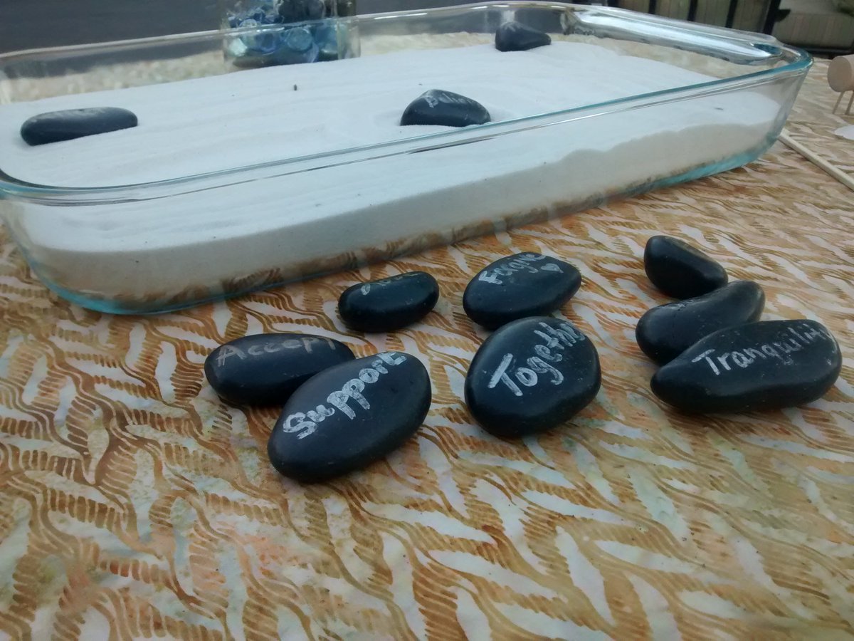 PLIDAnetworking's tweet image. Final day at @PLIDAnetworking #IPBC2016. The #CaregivingReflection is beginning soon. #perinatalbereavement #caregivingbalance