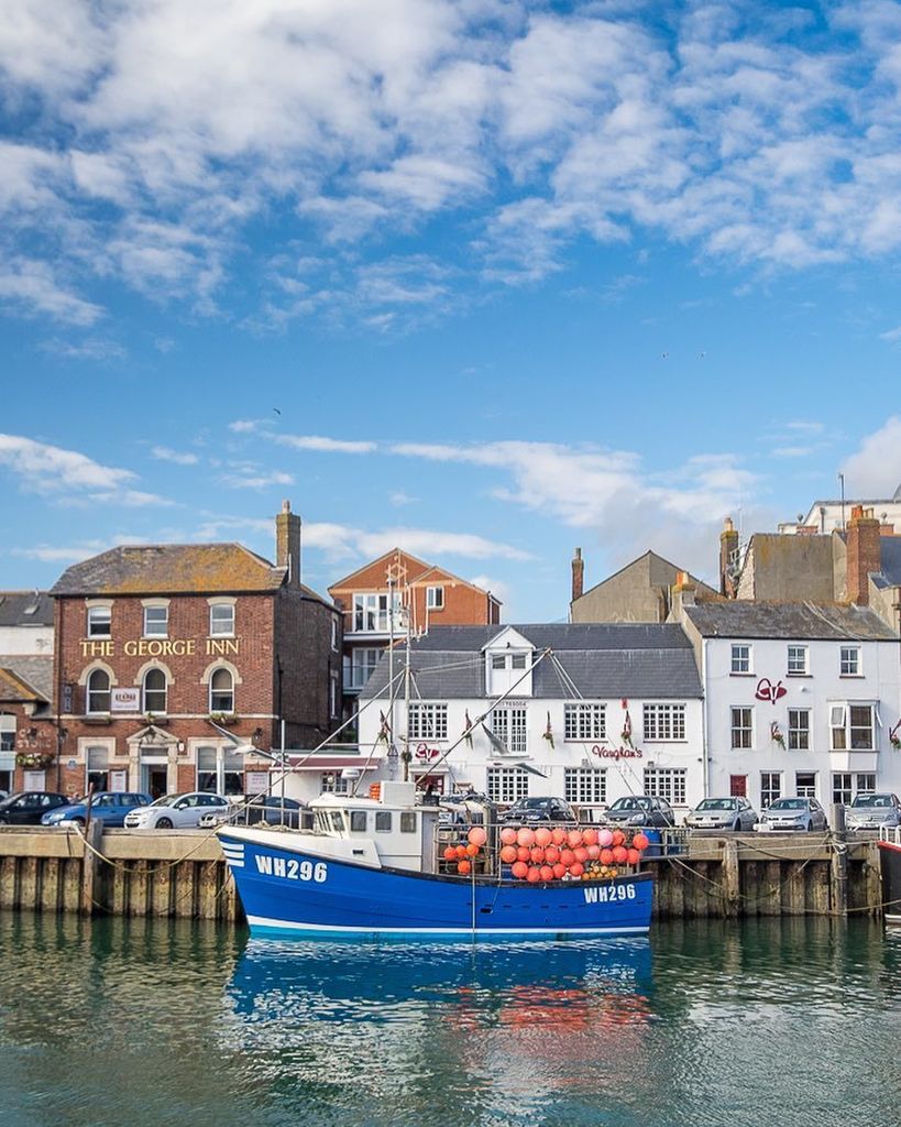 ed_coleman1's tweet photo. #Weymouth looking good - #weymouthharbour #dorsetlife #trawler #photography #photoofday #p… https://t.co/GXMgT8ihsc https://t.co/EQB7VnZsO2