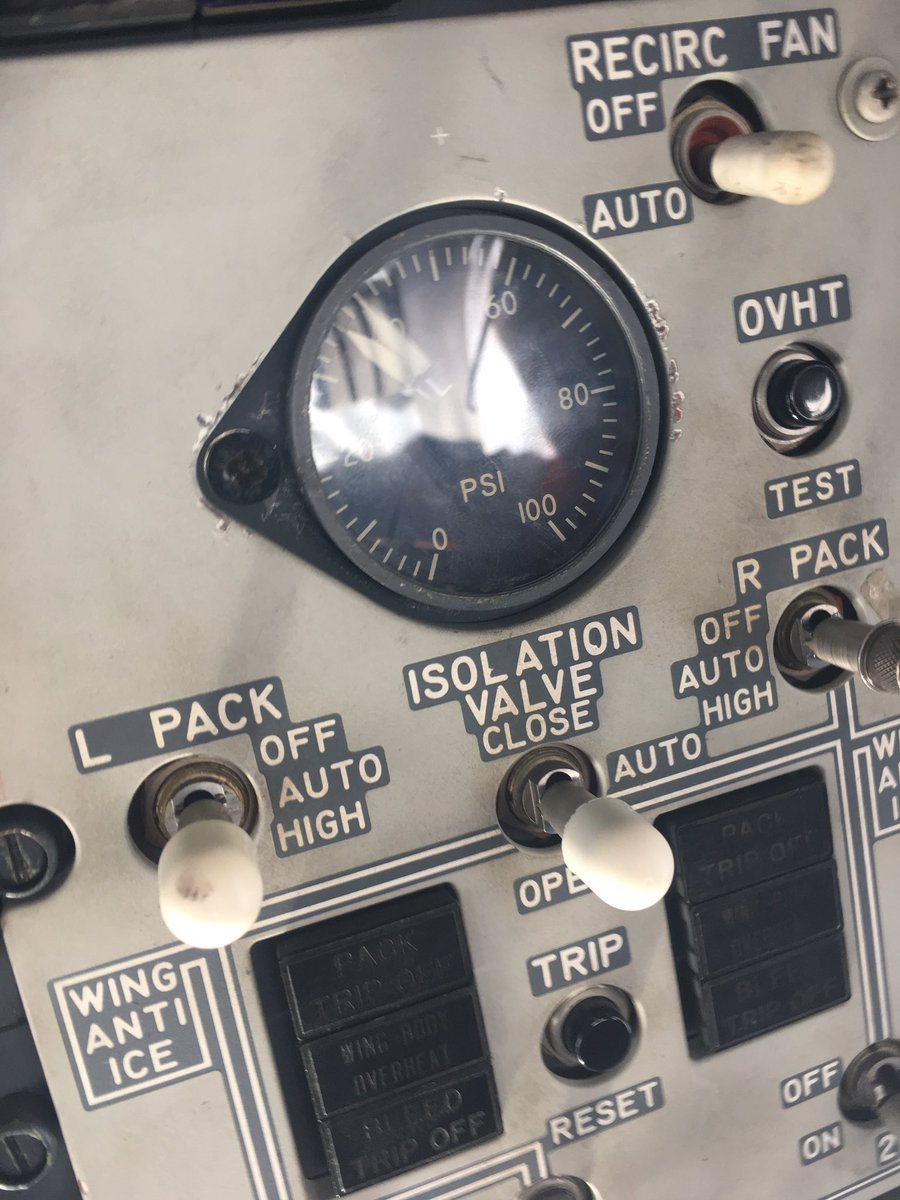 AvConsult_NG's tweet photo. Air conditioning packs B73 https://t.co/v24HtP8dje