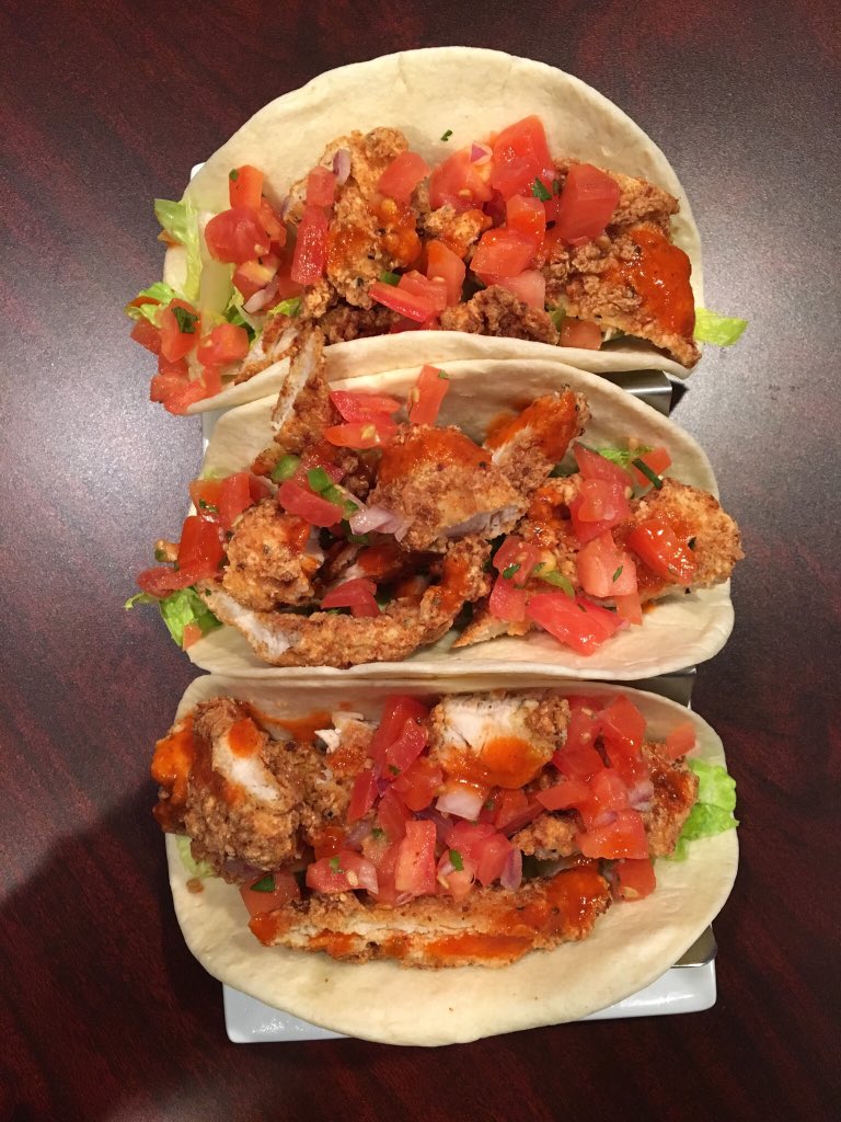 taquekeith's tweet photo. Come grab Fried Chicken Tacos this weekend @TaQueTacoBar all weekend. #besttacos #chickentacos #ashburn https://t.co/UawAjfEUsq