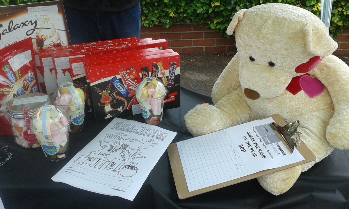 WaleAnnette's tweet photo. Community event has well &amp; truly started at Rothley co-op. https://t.co/aJYq5IgotD