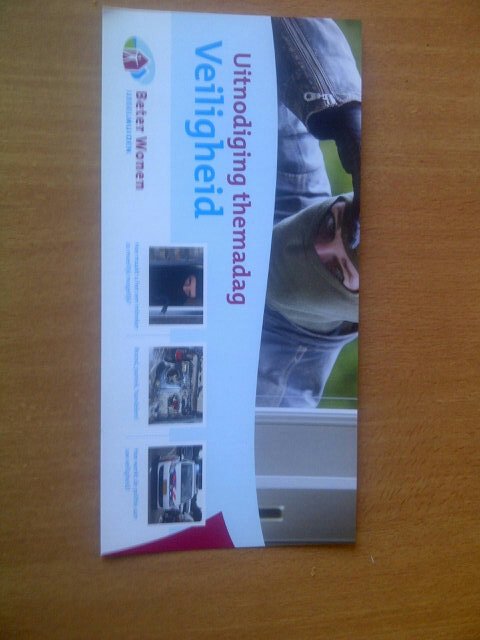 WA_Kampen4's tweet photo. Vandaag ben ik aanwezig op de themadag veiligheid van #BeterWonen in #IJsselmuiden. Van 13.00-16.00 uur #Maarlenhof. https://t.co/UZeaA0Nb7j