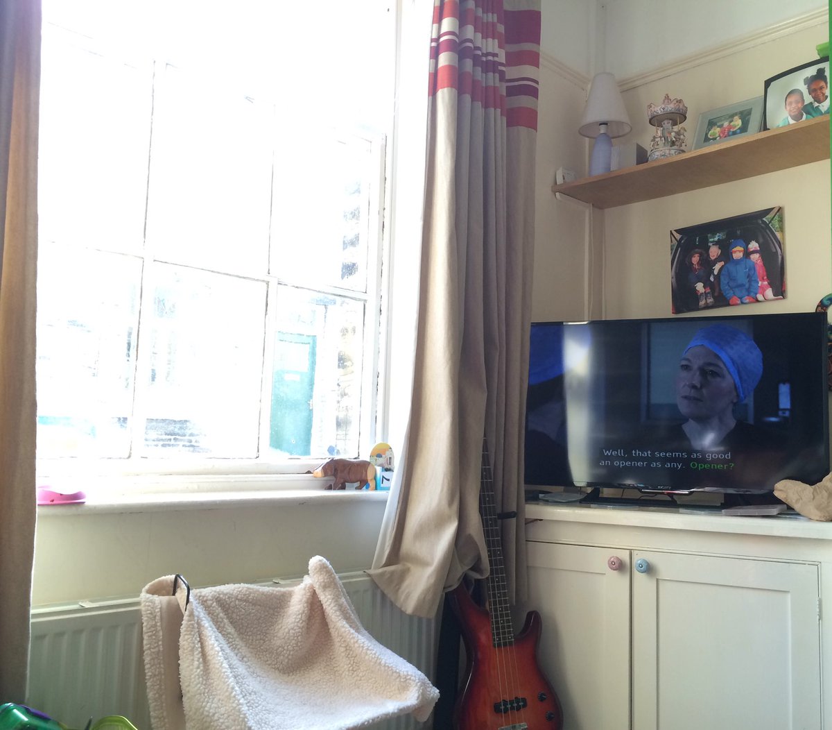 LexxiieJ's tweet photo. Fluffy blanket and pjs, healthy snacks, a massive bottle of water and #HolbyCity reruns... #poorlyday #duvetday #feelingcrappy #needcuddles https://t.co/g851OJgUcF
