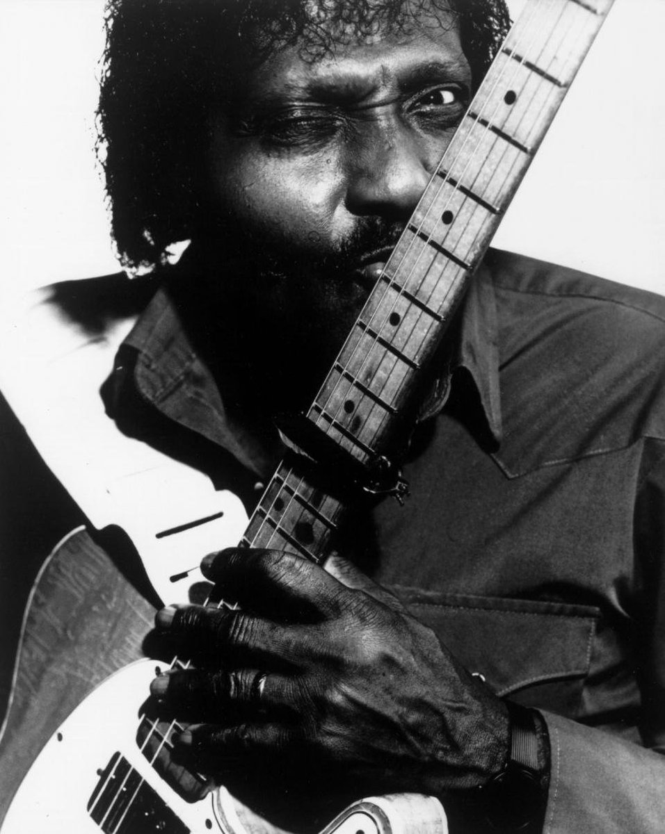 IndianolaBlues's tweet photo. Un día como hoy nacía #AlbertCollins (1.Oct.1932) #TheIceMan, #TheRazorBlade, #TheMasterOfTheTelecaster #blues #guitar #guitarist https://t.co/6orDHczAd6
