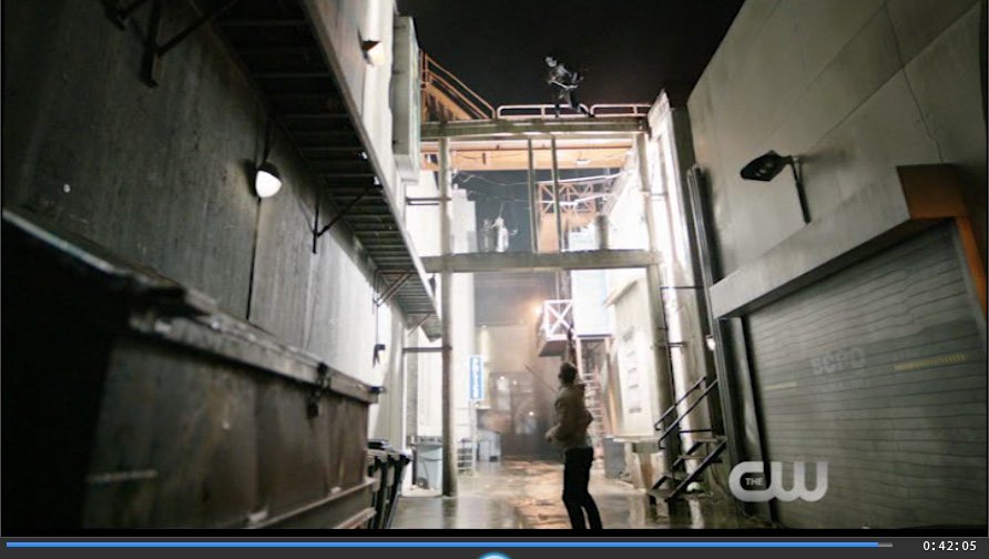 TodoArrow's tweet photo. (SPOILER) Imágenes filtradas del 5x01 #Arrow https://t.co/nENj2ZquQb https://t.co/WClft3tXkk