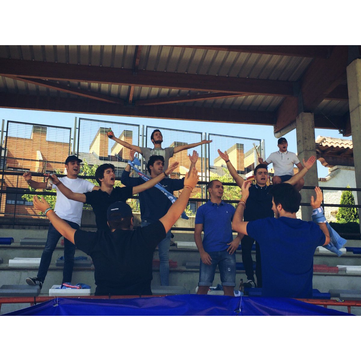 FrenteLodon's tweet photo. El domingo pasado en la victoria por 2-0 del TCF contra Las Rozas. Support your local team! https://t.co/P4JZAAeI8n