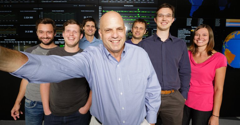 NewGadgetPros's tweet photo. Avast CEO on why it’s just spent $1.4BN to absorb security rival AVG https://t.co/ut1fhlHwnH #gadget https://t.co/rZNXDPMs8u