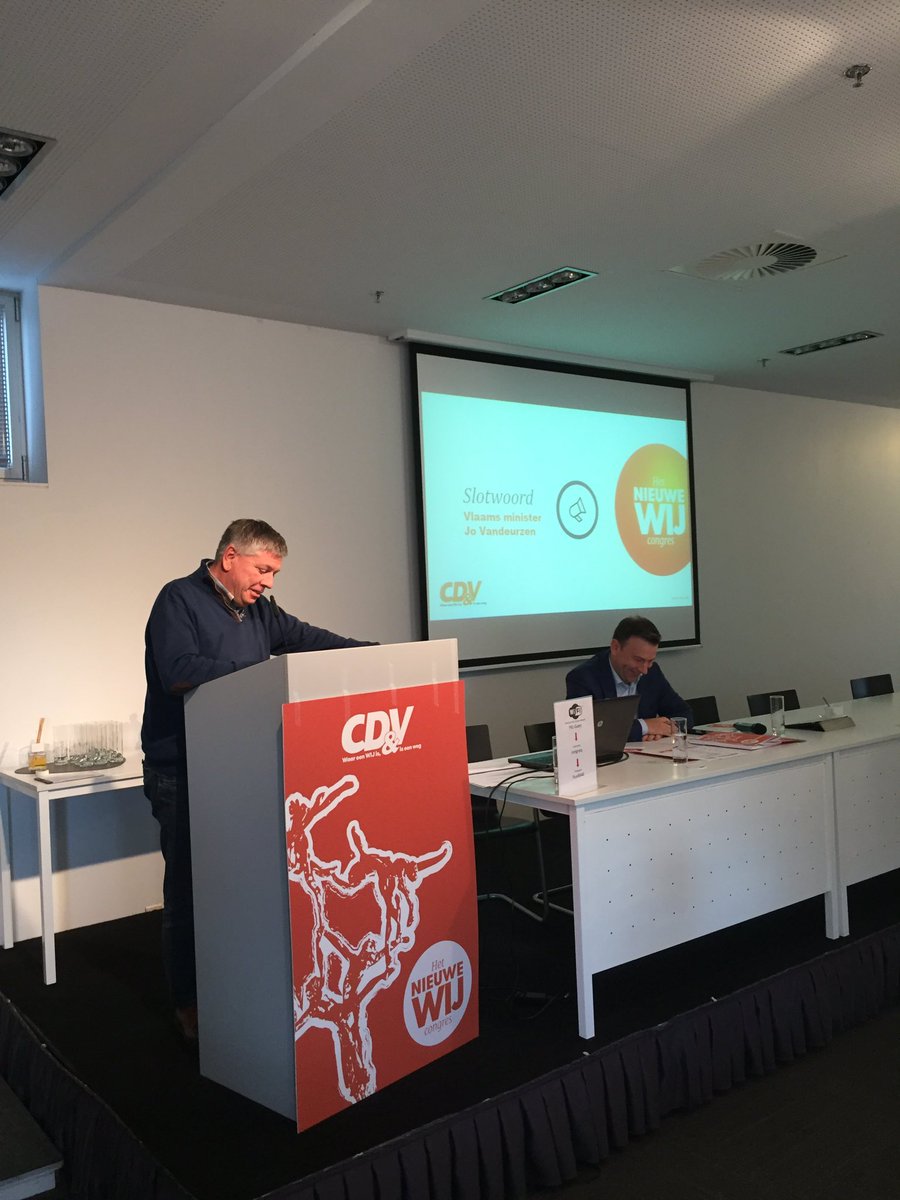 Het slotwoord is voor minister @JoVandeurzen! Hij mag een succesvol provinciaal congres afronden.