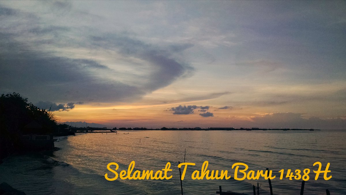 Selamat Tahun Baru 1438H. Semoga tahun ini menjadi tahun yg berkah buat semua.. amiin! #orangrembang