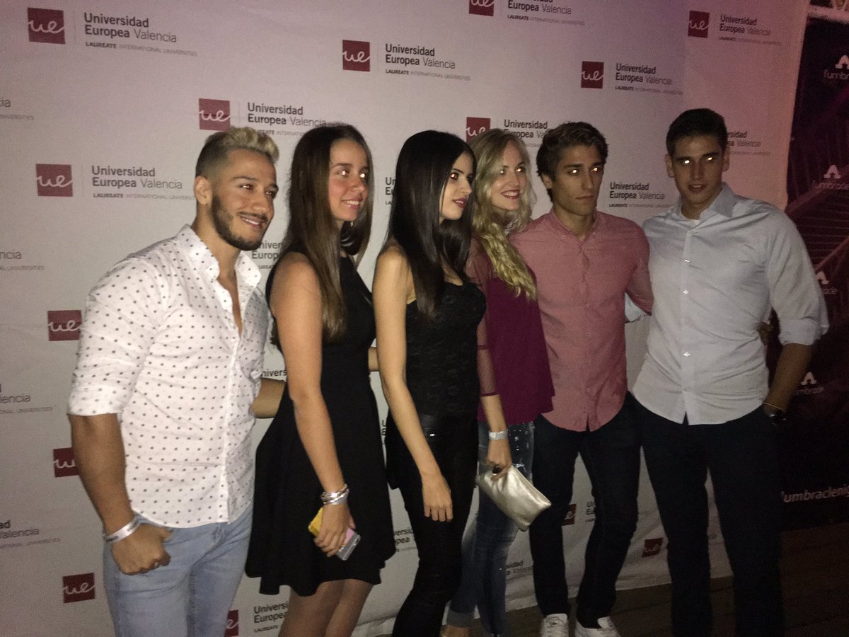 monicamonllor's tweet photo. Así fue la Fiesta de Bienvenida de la UEV. Más de 500 estudiantes lo hicisteis posible!  #WelcomeUE16  #vidaUEV https://t.co/LgIp0CqTzh