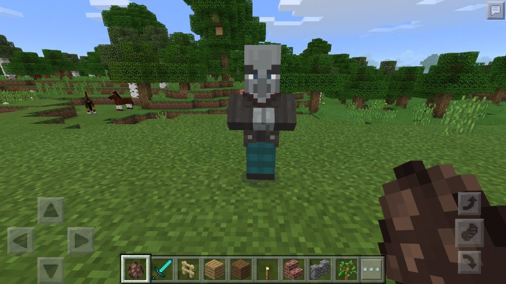 beta_mcpe1's tweet photo. The Vindicator is a new mob found in Woodland Mansions in Minecraft PC 1.11! RETWEET if you want them in a future #MCPE update? :D https://t.co/U9bP8bsIYR