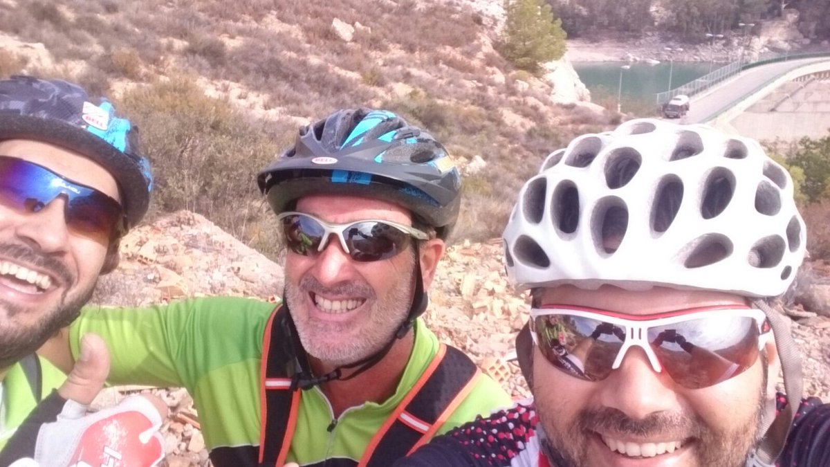 Buena salida la de hoy con <a href="/datorotti/">Dato</a> y <a href="/JavigutiJavier/">james rey 10</a> , sobre todo al final, me cagó en los gps humanos