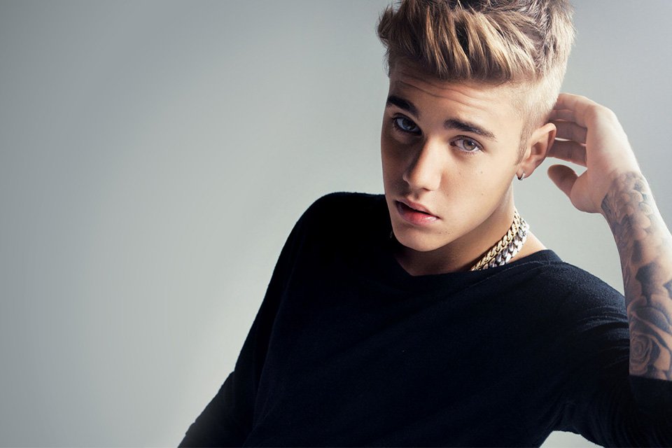 JINX2001's tweet photo. My guess 4 #No1 @4music #BoxPlusLFS Would B @justinbieber But I could B wrong? MPresident & I saying in a USA accent? #Onejustin2anotherME https://t.co/CvzhbTf6gC