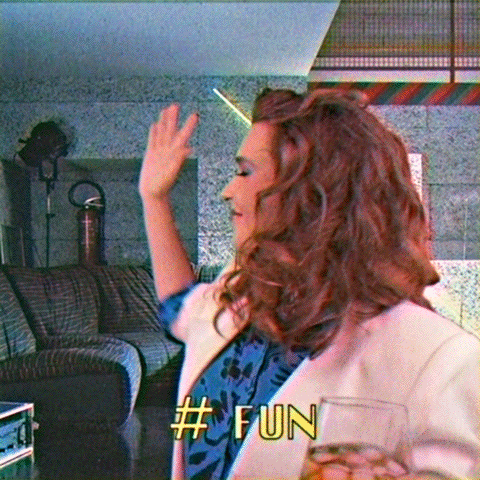 Getting ready to head to the closing parties whilst all ya married friends sit at home with the kids… #holidaywin