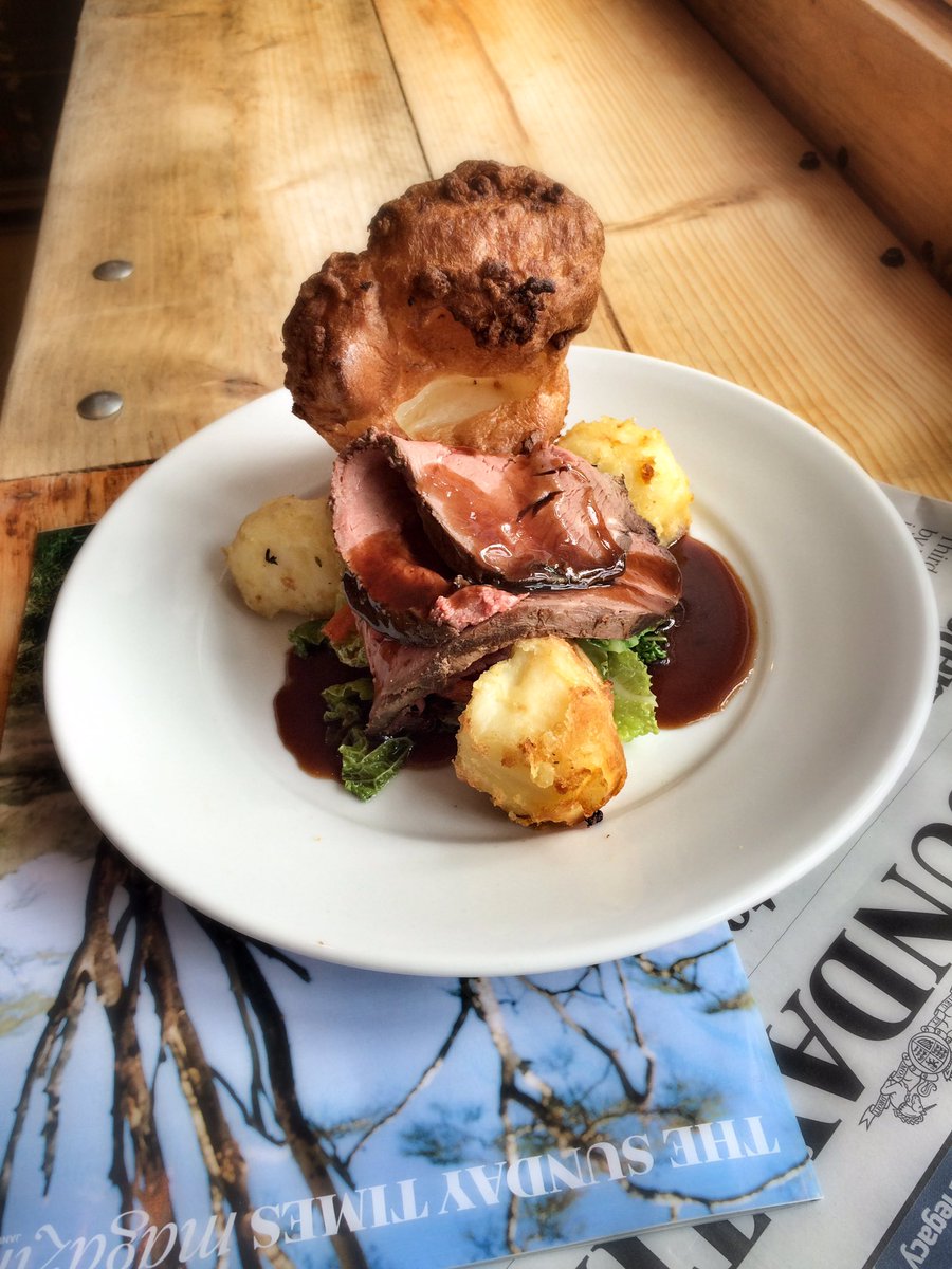 #sunday is a rest day... so let us do the #roast dinner.#takeaway available 12-3.30pm #saffronwalden #sundaylunch