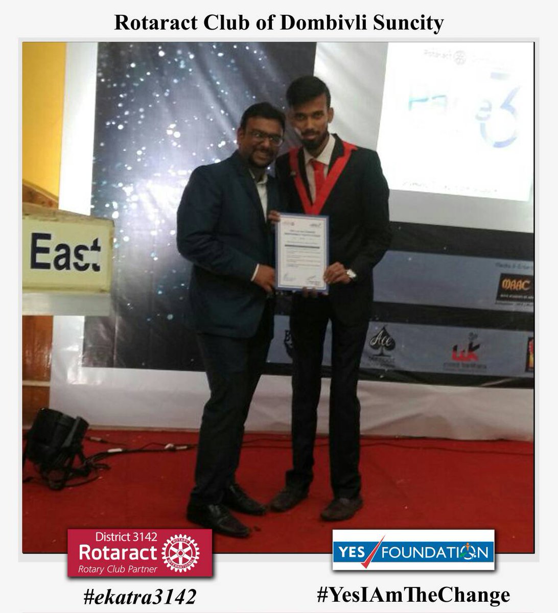 Rotaract_3142's tweet photo. RC #DombivliSuncity signs charter with DRR KaustavGhosh confirming participation for #YESiamtheCHANGE
#3142ForChange https://t.co/7Vl8LLHBtk