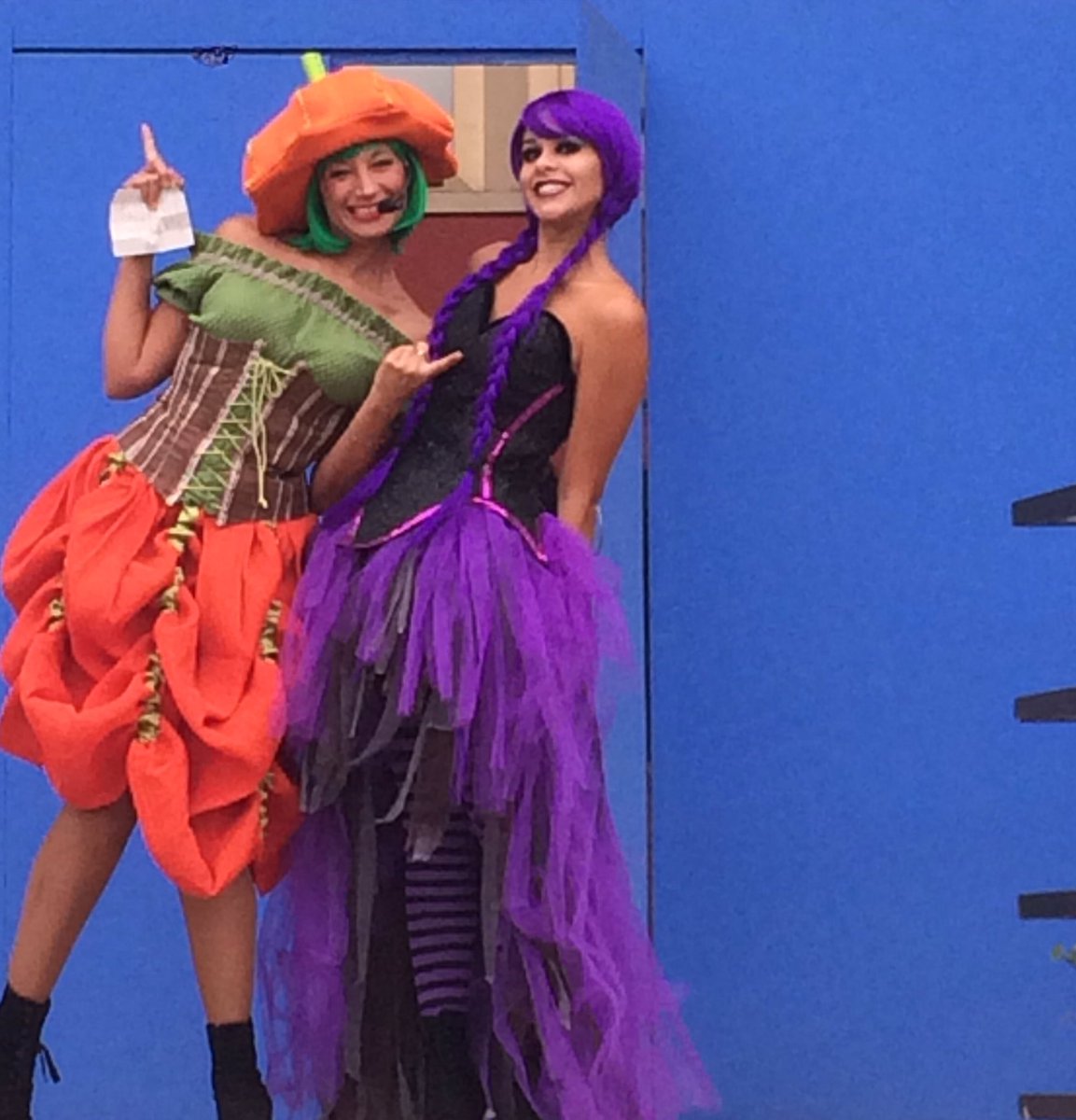 tanitor's tweet photo. It's Halleoween time a Leolandia #Leolandia45 #halleoween https://t.co/6clpewQFDG