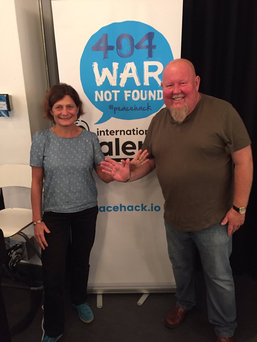 HarrietLamb_'s tweet photo. Extending the #handofpeace with @stuartwroe while discussing how much unites young people globally at #peacehackldn https://t.co/PN1RyvSiH0