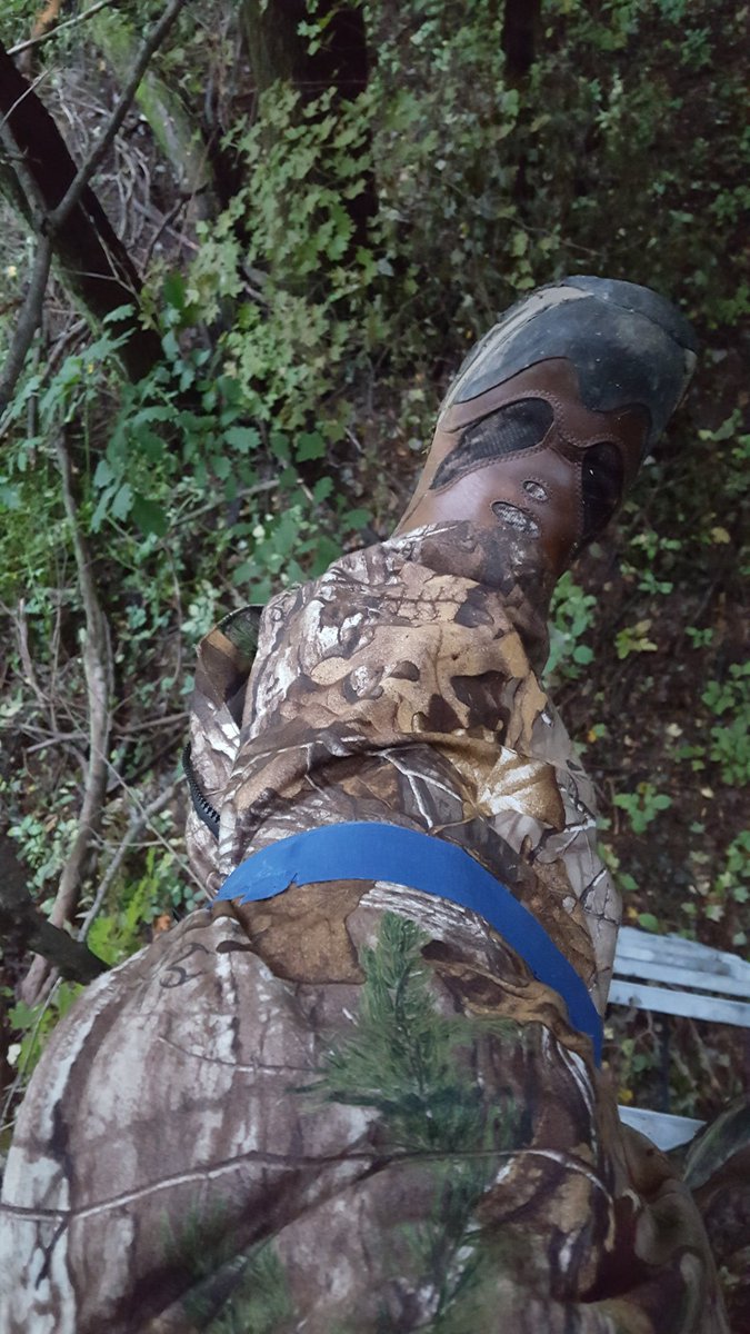 KenThorne3d's tweet photo. @thorne_zach @RedArrowTV we don't stop for broken zippers https://t.co/a34myBpWJQ