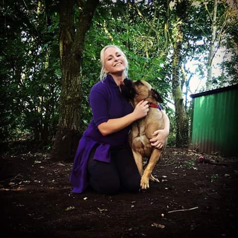 StTrumper's tweet image. Whose coming to see Cheryl today or just donate a fiver shes doing her 12 hour lock in with Narla