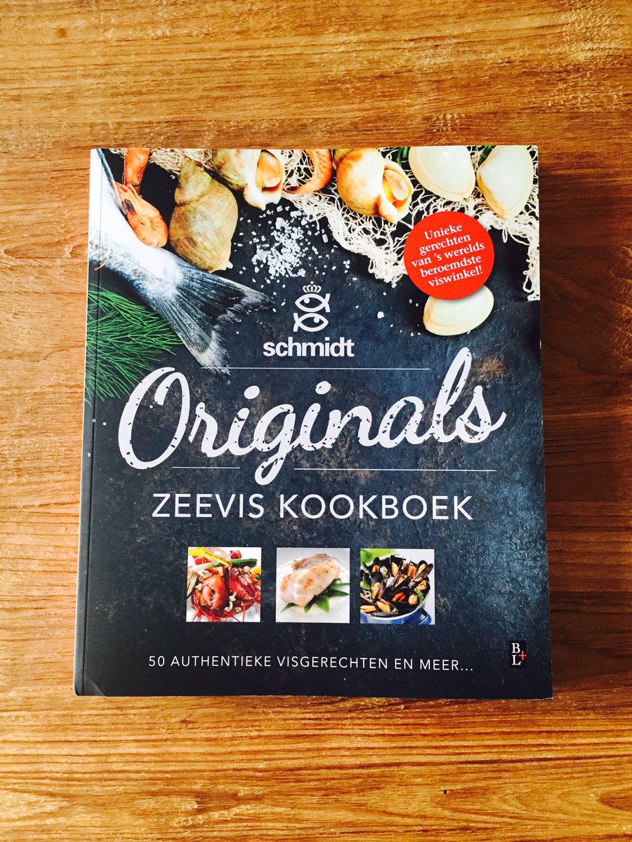 KOOK_BOEKEN's tweet photo. Plof op de mat: ZEEVIS KOOKBOEK!@schmidt_zeevis @bertramdeleeuw #cookbook #review #kookboek #kookboeken #vis #zeevis #vis #authentiek #puur https://t.co/LUdwxHa9ef