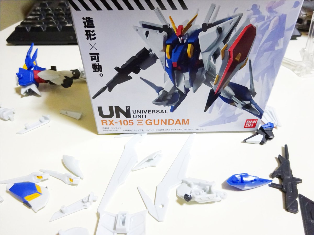 柚乃本ちひろ در توییتر ユニバーサルユニットのクスィーガンダムとペーネロぺー買ってみた 説明書は無しで 箱裏に印刷されてる説明を見ながら組み立てるタイプの食玩のはずなのに クスィーの方は印刷ミスなのか何も書いてなくて完全にパズル状態の組み立て作業中