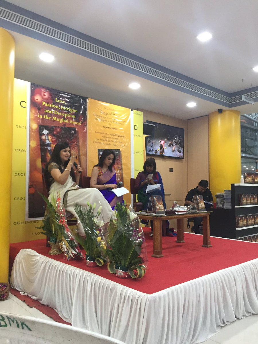 Author Sujata S. Sabnis talking about her book #SongsofStone with #MrinalKulkarni at @crossword_book #Pune @amitksrawat @justjanhvi