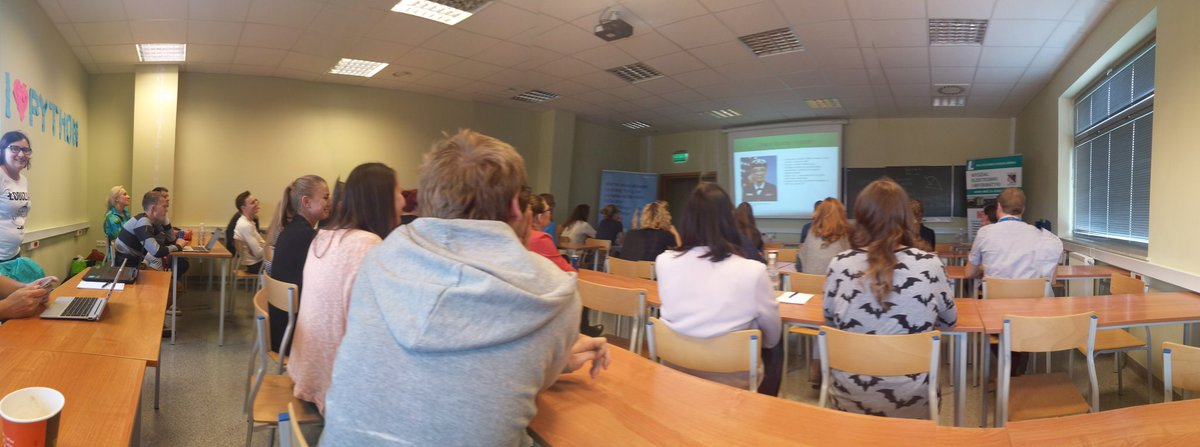 ggcarrots's tweet photo. Historia kobiet w IT prowadzone przez Damiana Giebasa #PyCodeKoszalin #PyCodeCarrots https://t.co/3l4GxltfSz