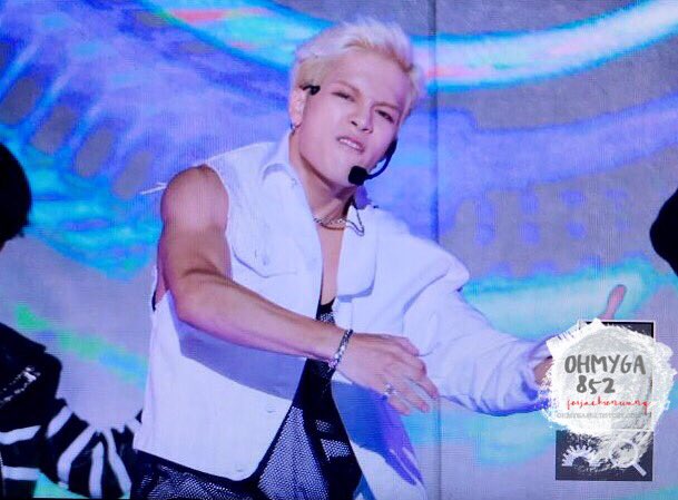 ohmyga852's tweet image. 161001 DMC

#잭슨 #Jackson #TURBULENCE #하드캐리 #HardCarry #GOT7 #갓세븐