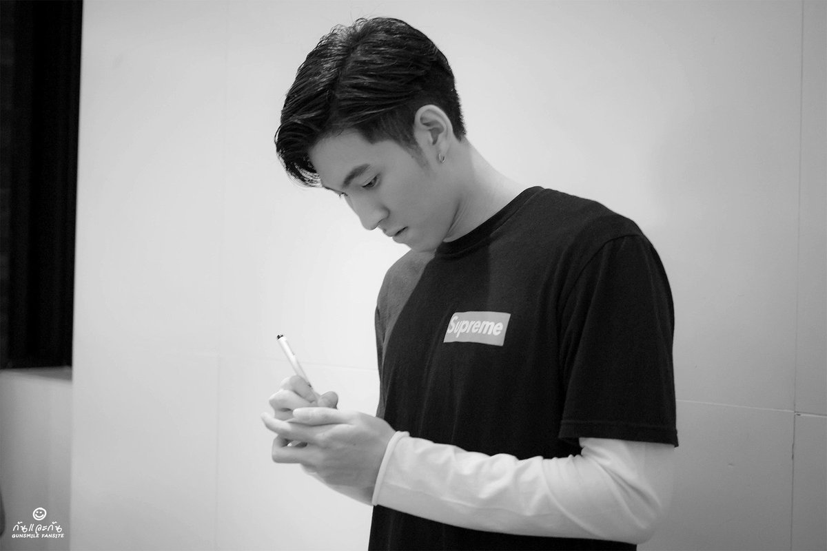 gun_gunzsmile's tweet photo. 300916 : คิดถึงงงงงงงงง ♡ @Gunnzsmile #SotusTheSeries https://t.co/wPmfm84xfd