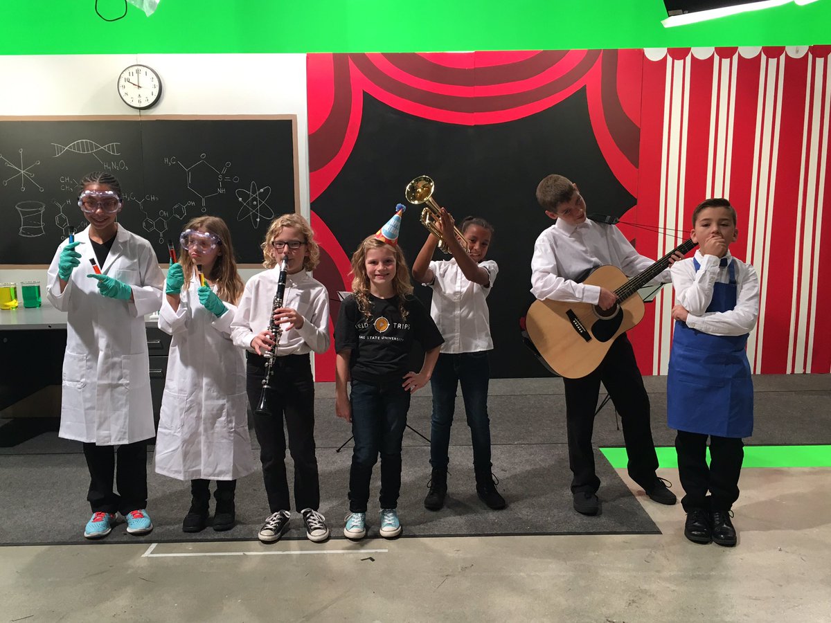 BSUFieldTrips's tweet photo. Our stars for the #bsufieldtrips video shoot! https://t.co/NuGe8bUKO0