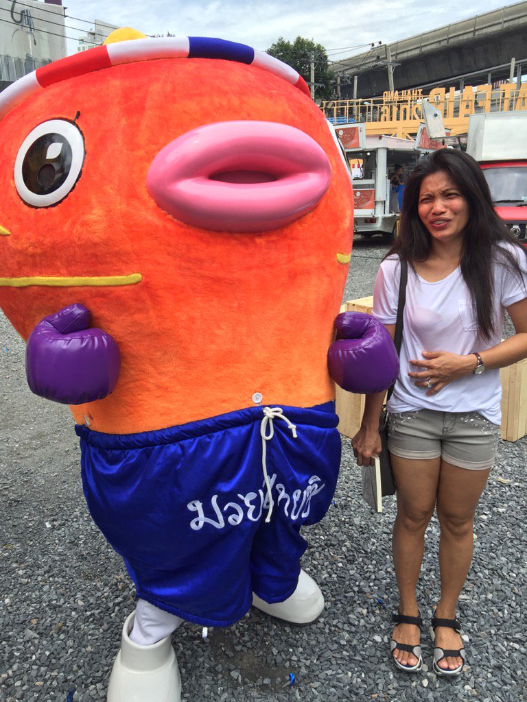 GDuffell's tweet photo. Oh what a punch #expatthailand2016 https://t.co/G7RaZITZ3d
