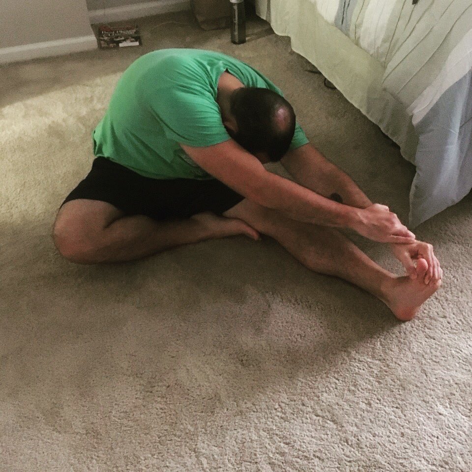 alsmolinski's tweet image. It's been a while since I could touch my toes in a runner's stretch! 
#minivictory #yoga #21dayfix